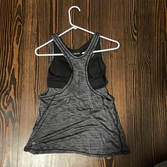 Lululemon tank with bra - Picture 2 of 4